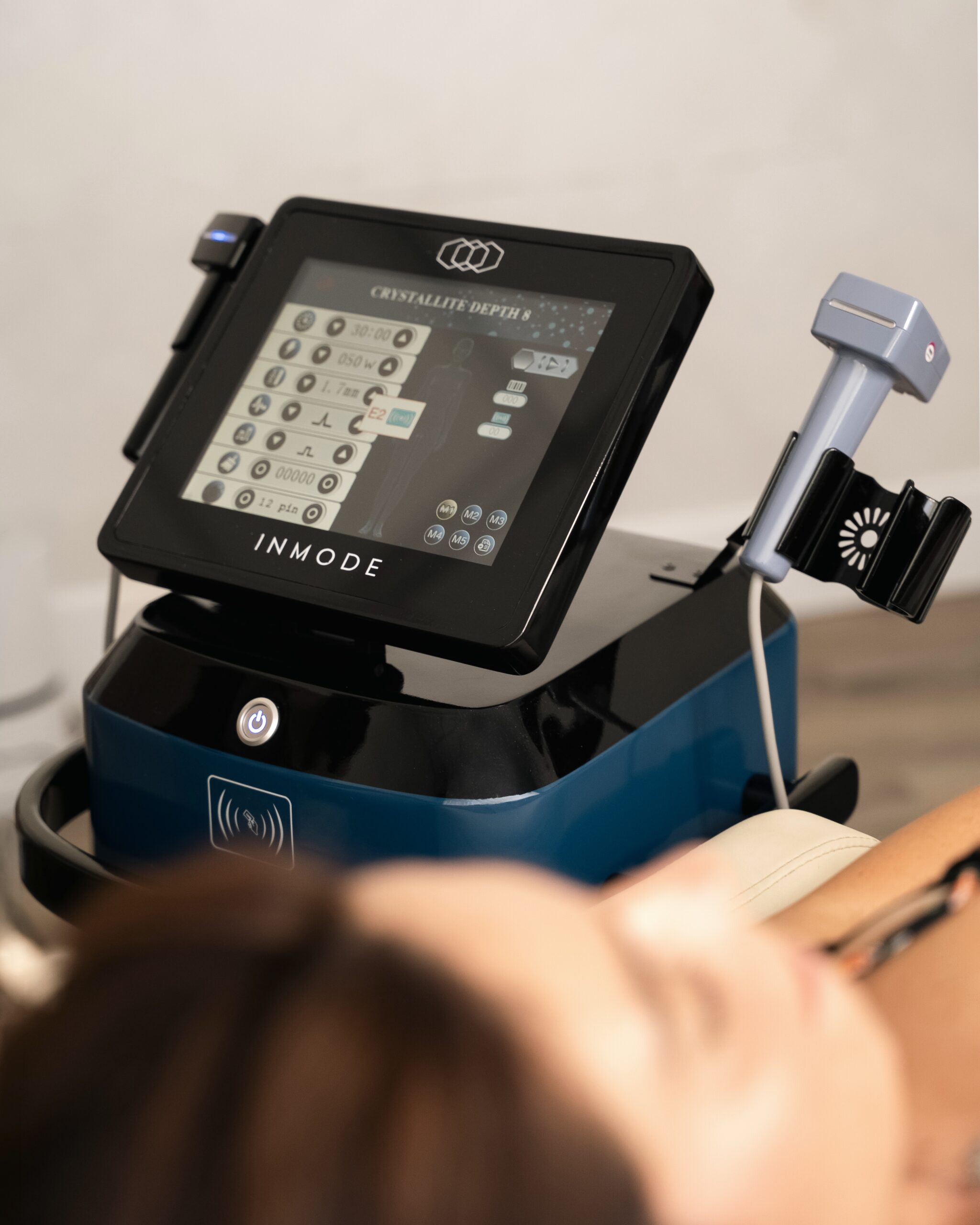 Treatment equipment and a handpiece in the clinic.